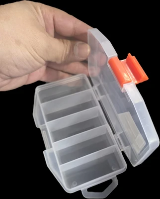 SELECT LURE BOX 1005 136/84/30MM