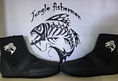 נעליים נאופרן לבד+ניטים למניעת החלקה מידה 47