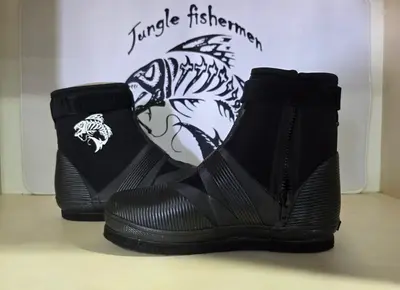 נעליים נאופרן לבד+ניטים מחוזקות+סקווץ למניעת החלקה מידה 41