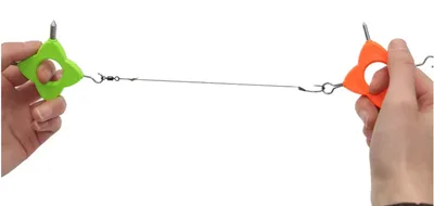 אביזר לקשירה ומתיחה