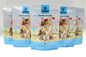 פאוץ אורבן עוף גורי חתולים 85 גרם